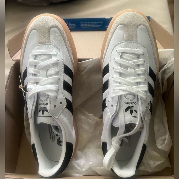 SOLD Adidas Samba - Picture 4 of 6